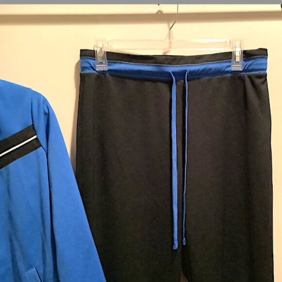 Kim Rogers:  Black and royal blue 2-piece sweat suit, Size M, New without tags - Picture 6 of 10